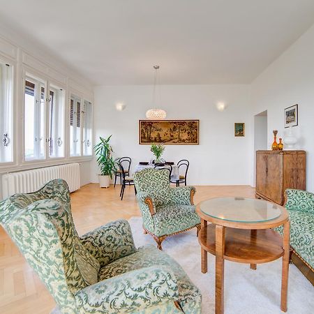 Nosislav Apartments Luaran gambar