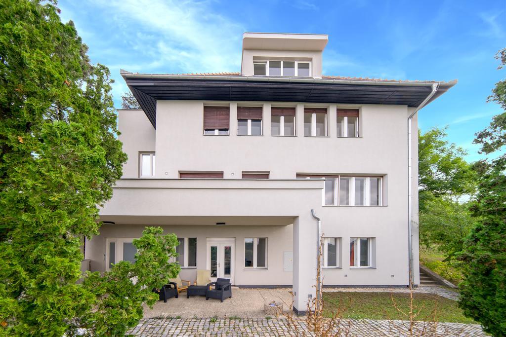 Nosislav Apartments Luaran gambar