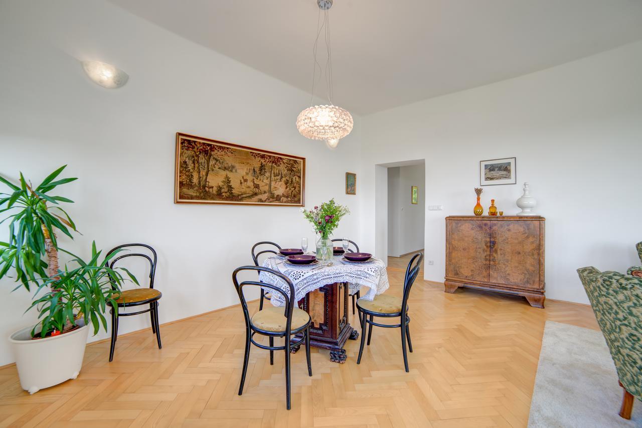 Nosislav Apartments Luaran gambar