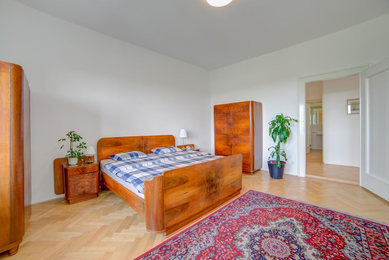 Nosislav Apartments Luaran gambar