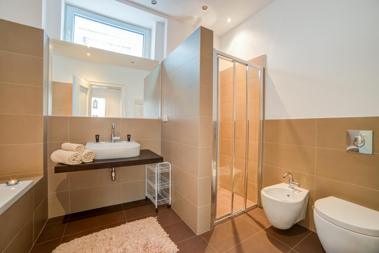 Nosislav Apartments Luaran gambar